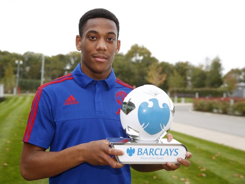 Anthony Martial giành cú đúp danh hiệu tháng 9