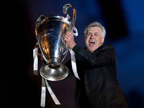 Bayern Munich liên hệ với Ancelotti