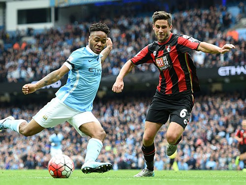 Sterling đánh dấu hat-trick đầu tiên trong sự nghiệp