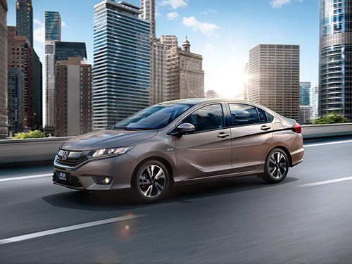 Toyota Innova thế hệ mới sắp được ra mắt tại Indonesia
