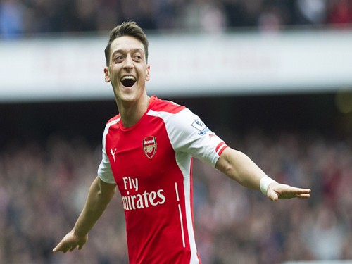 Arsene Wenger: "Mesut Ozil mà ghi nhiều bàn nữa thì tuyệt"