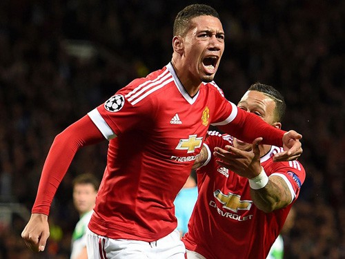 Chris Smalling: “Đồ ngốc” làm thủ quân thay Rooney!