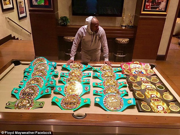 Mayweather muốn chôn cùng đai vô địch