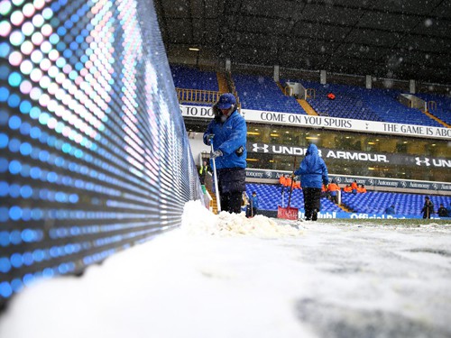 Premier League: Chỉ mất cọng lông, sao không hưởng ứng?