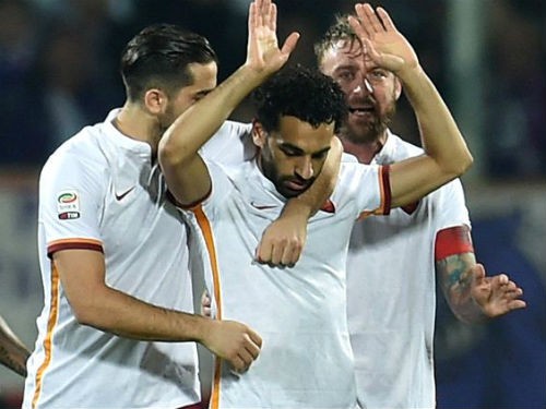 Fiorentina 1-2 Roma: Vinh quang cho kẻ lì lợm