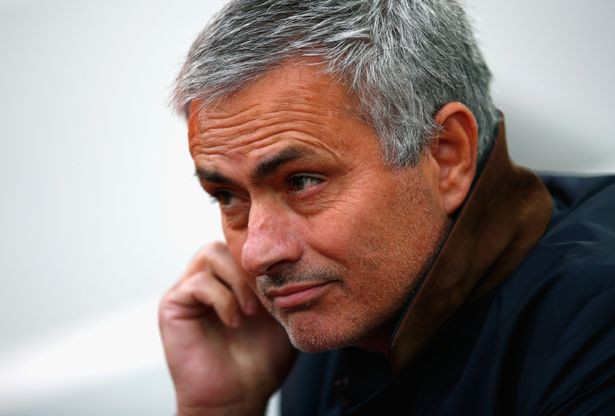 Nếu thua Liverpool, Mourinho sẽ bị sa thải