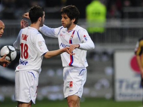 Cựu ngôi sao Juninho: “Nhờ tôi, Pjanic mới giỏi sút phạt”