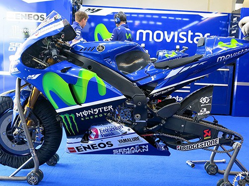 F1: “Mổ” YZR-M1