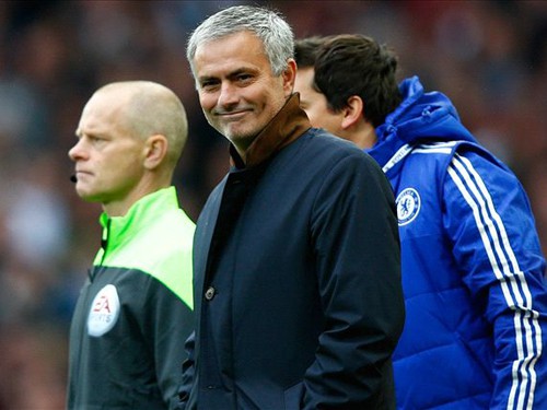 Mourinho an toàn trong… 2 tuần
