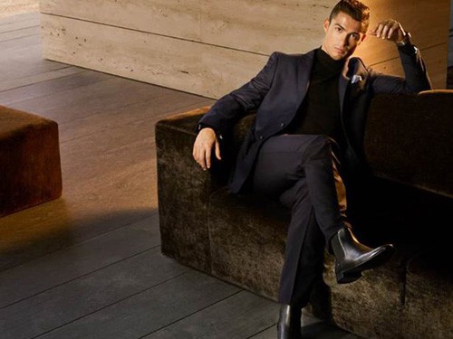 CR7 trình làng bộ sưu tập Thu Đông