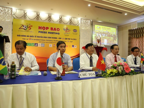 Anh trai Quế Ngọc Hải: Ký hợp đồng giúp em trả nợ