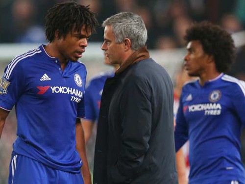 Loic Remy: Không “đâm sau lưng” Mourinho!