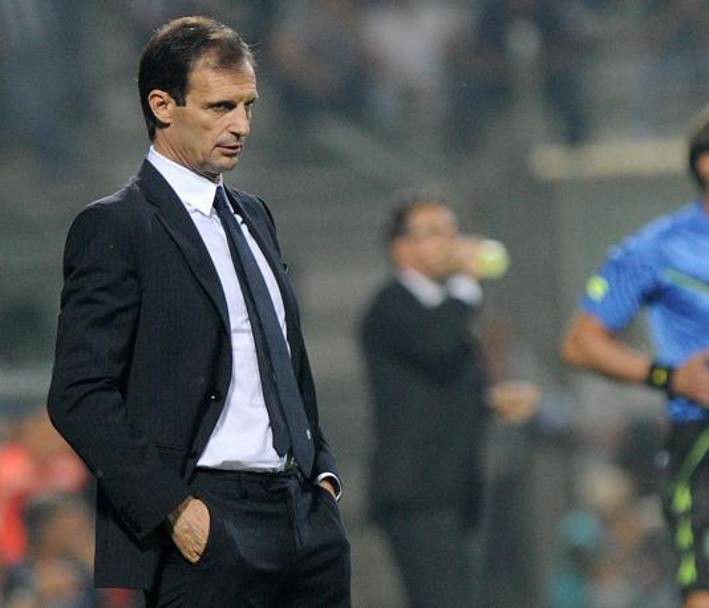 00h00 (01/11), Juventus - Torino: Sa thải Allegri, tại sao không?