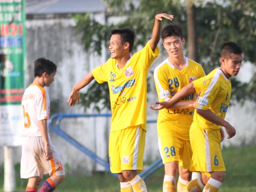 15h30 (01-11), HN.T&T - An Giang (Chung kết U.21 QG Báo Thanh Niên 2015): Bóng đá đẹp sẽ lên ngôi
