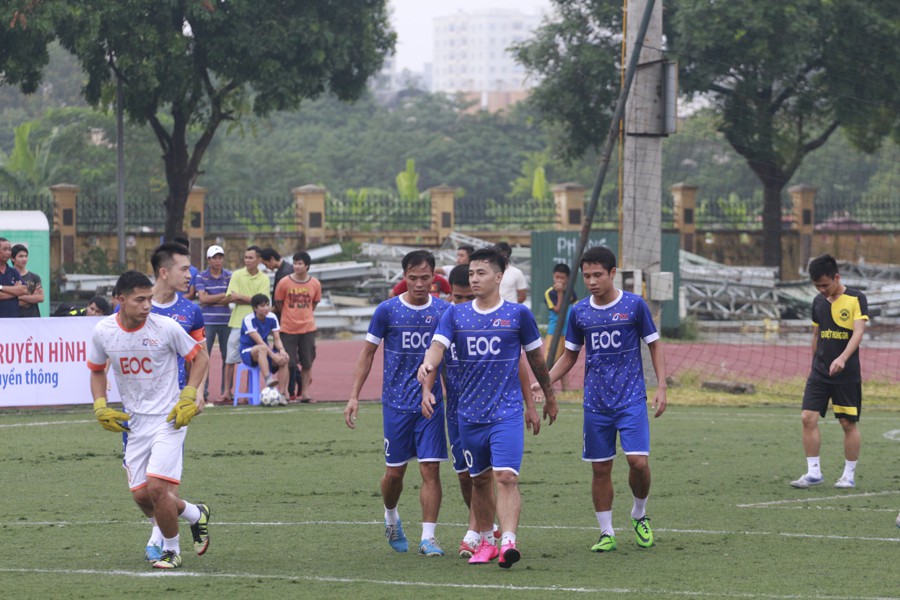 EOC và HBG thị uy sức mạnh ngày khai mạc Hanoi League Cooperation 2015
