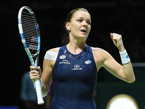 Agnieszka Radwanska vô địch WTA Finals: Tennis “du kích” lên ngôi