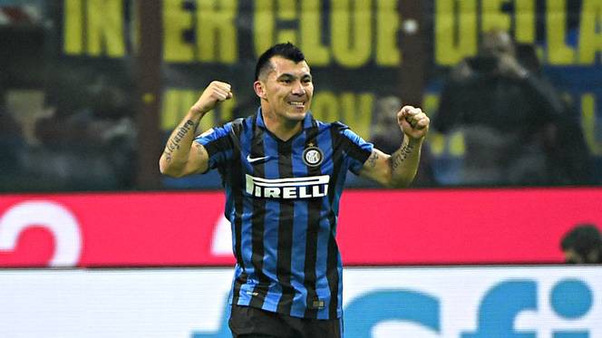 Vòng 11 Serie A 2015/16: Inter chiếm ngôi đầu, Juve ngắt mạch chỉ biết hòa và thua