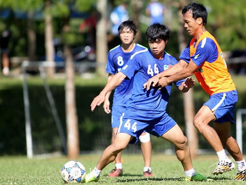 Bóng đá trẻ và hội chứng Olympia