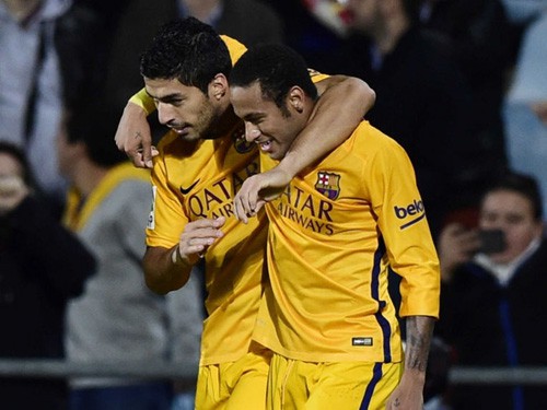 Luis Suarez: “Tôi không thể rê qua 4 cầu thủ, đó là việc của Neymar”