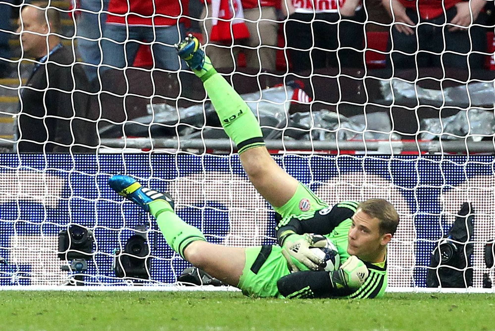 Manuel Neuer và những pha cứu thua xuất thần