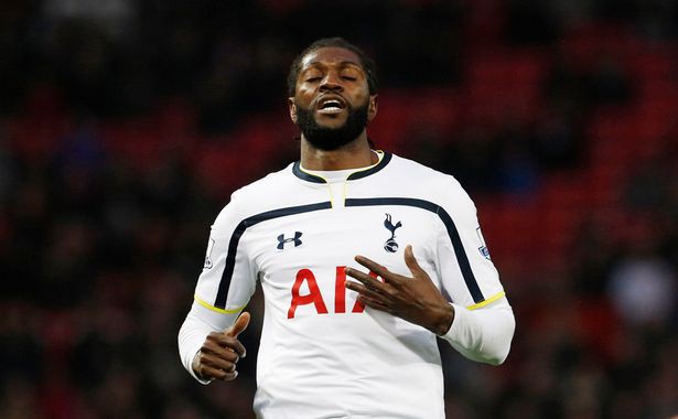 Adebayor gia nhập Watford