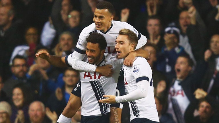 Tottenham 3-1 Aston Villa: Harry Kane chốt hạ, gà trống giành trọn 3 điểm