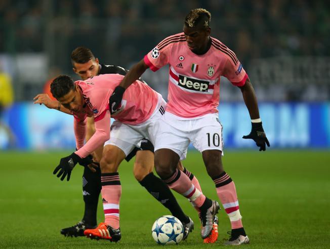 Borussia Monchengladbach 1-1 Juventus: Hòa trên đất Đức, lão bà mất ngai