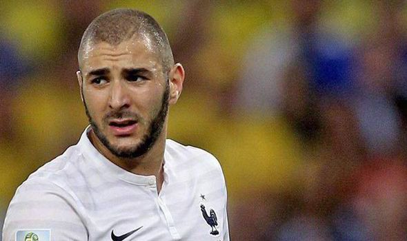 Sốc: Benzema bị bắt vì dính líu đến vụ tống tiền Valbuena bằng "clip sex"