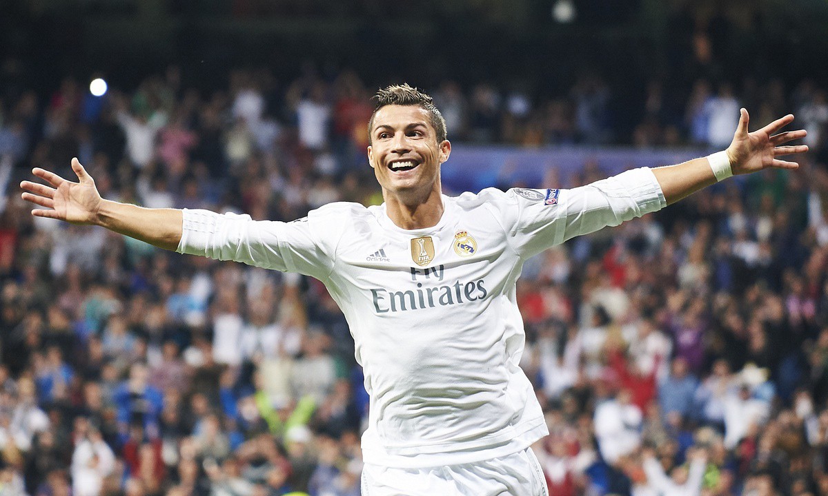 MLS rải tiền đón Ronaldo