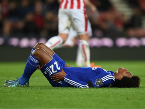Stoke 1-0 Chelsea: Nước xa không thể cứu lửa gần