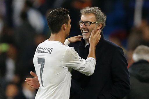 Thiago Silva "dụ dỗ" Ronaldo đến PSG
