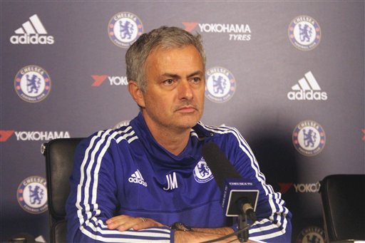 "Toàn đội đứng về phía Jose Mourinho"