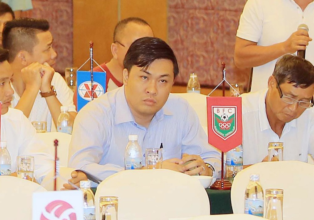 Tổng giám đốc VPF, Cao Văn Chóng: “Bài học chung cho BĐVN”