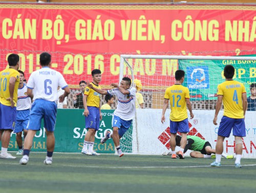 Triều Khúc 1-4 Moon QT: Sóng thần ập vào làng Triều Khúc