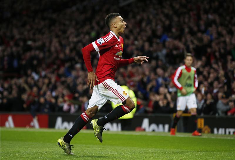Van Gaal cảnh báo Hodgson về Lingard