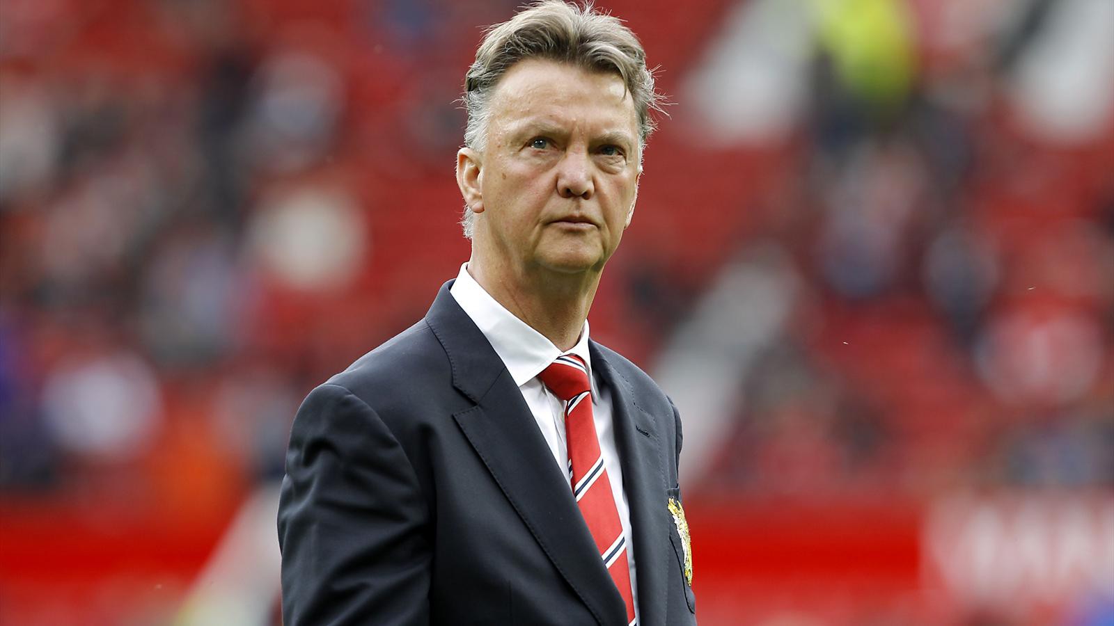 Louis van Gaal: “Tránh xa giàn nho của chúng tôi”