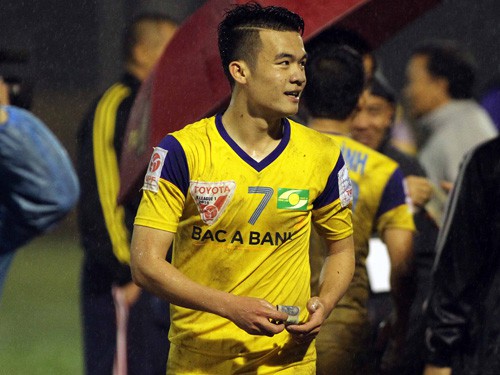 Hết tháng 12, Hoàng Thịnh chia tay SLNA