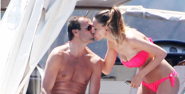 allegri_patrizi_bacio_capri_645