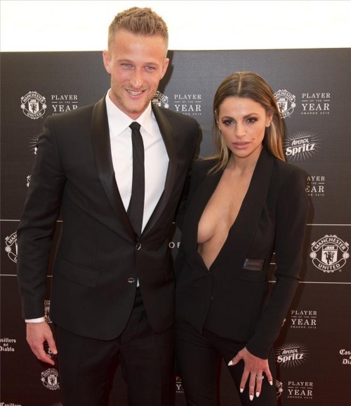 WAGs-MU-6