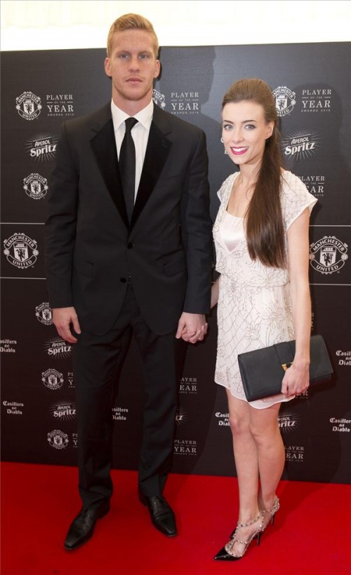 WAGs-MU-9