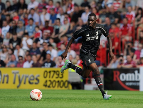 Với Benteke, hết “tê” tại Emirates