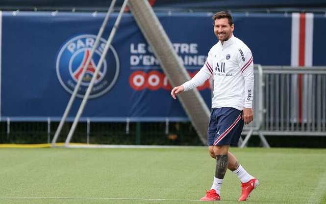 Messi sẽ chính thức đá trận ra mắt PSG trước khi khoác áo Argentina