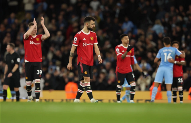 MU bẽ mặt với thống kê tệ hại trong 10 phút cuối thua Man City