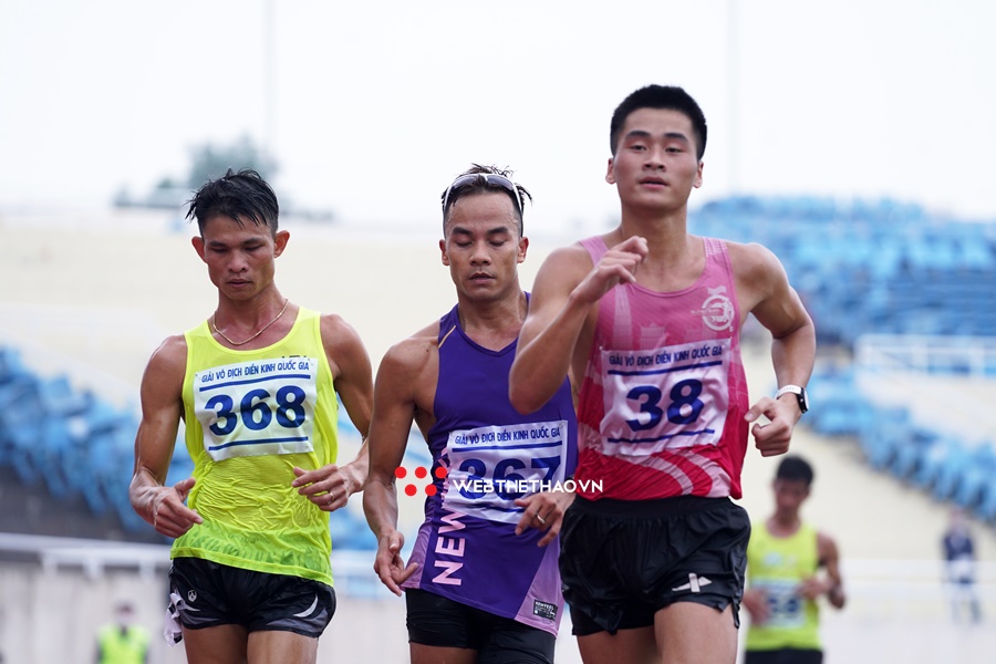 Kỷ lục đi bộ 10.000m nam trẻ chưa thể ph&aacute; sau hơn chục năm
