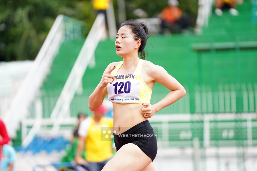 Nguyễn Thị Huyền trở lại mạnh mẽ sau SEA Games 31