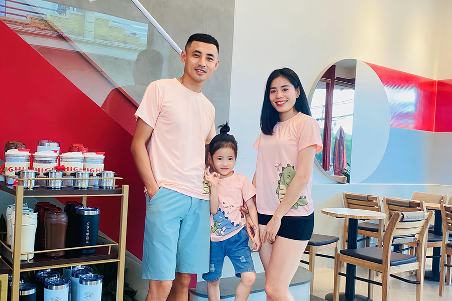 Quán quân điền kinh SEA Games Nguyễn Thị Huyền so tài với dàn sao giải trí trong chương trình truyền hình thực tế