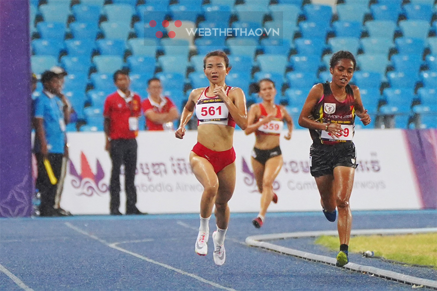 Lại đổi lịch điền kinh SEA Games 32 giờ ch&oacute;t, Nguyễn Thị Oanh tranh 2 HCV trong&hellip; 20 ph&uacute;t
