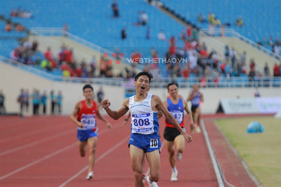 “Lão tướng” Nguyễn Văn Lai trở lại đường chạy 5000m sau HCV SEA Games 31