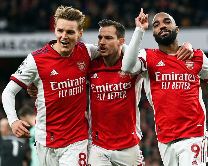 Arsenal lại thăng hoa nhờ Odegaard tạo cơ hội xuất sắc như Ozil