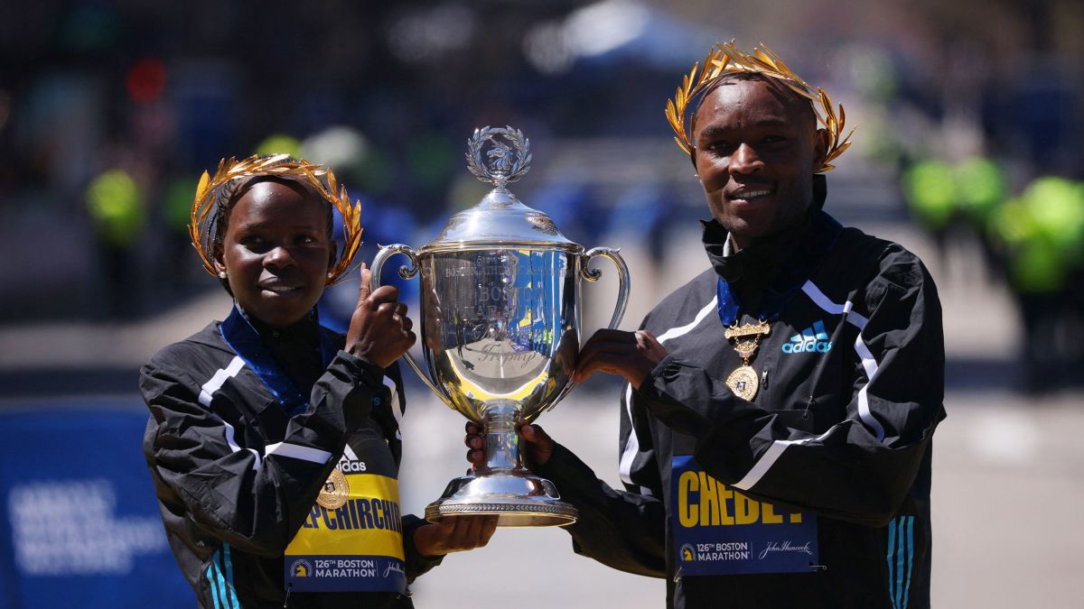 Boston Marathon lần thứ 126 trở lại sau 1099 ngày gián đoạn Boston Marathon lần thứ 126 trở lại sau 1099 ngày gián đoạn